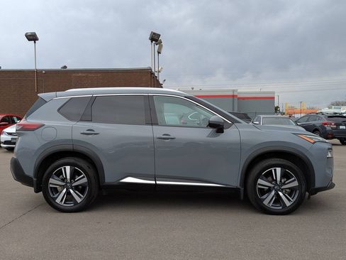 Used 2022 Nissan Rogue SL AWD/4WD image 5