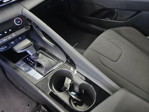 New 2026 Hyundai Elantra Blue image 25
