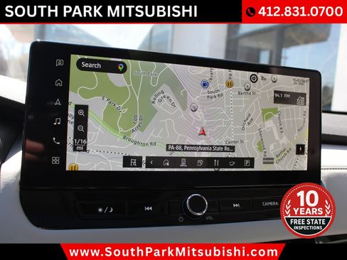 Used 2025 Mitsubishi Outlander AWD image 22