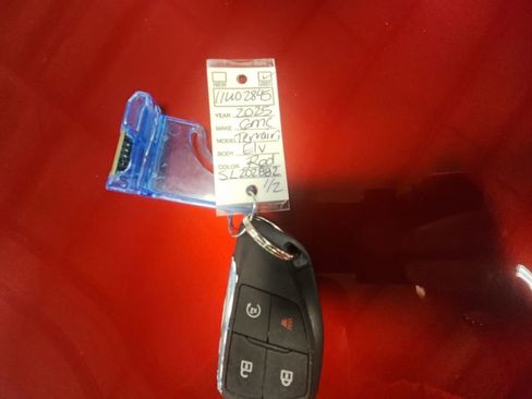 Certified 2025 GMC Terrain Elevation w/ Black Edition AWD/4WD image 33