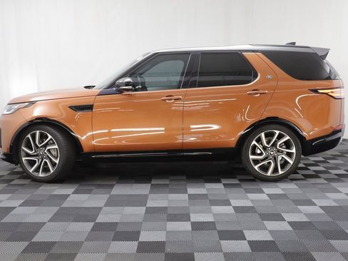 Used 2018 Land Rover Discovery HSE Luxury image 4