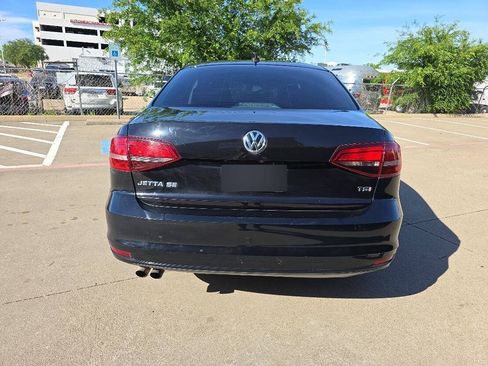 Used 2016 Volkswagen Jetta SE FWD image 17