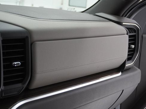 New 2026 Chevrolet Silverado 1500 LT Trail Boss w/ Convenience Package II image 26