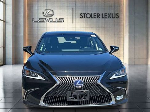 Used 2019 Lexus ES 300h FWD image 2