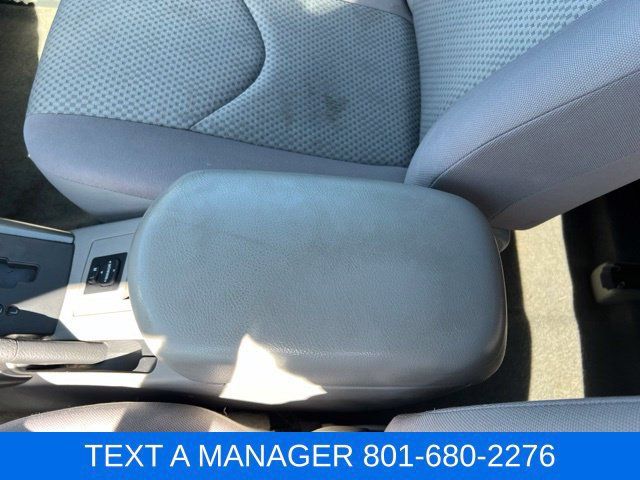 Used 2008 Toyota RAV4 4WD image 23