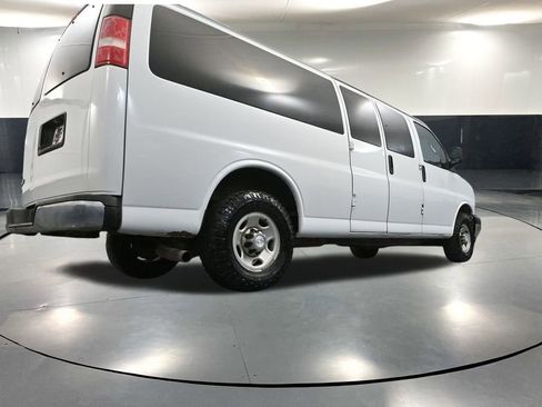 Used 2017 Chevrolet Express 3500 LT w/ LT Preferred Equipment Group image 47