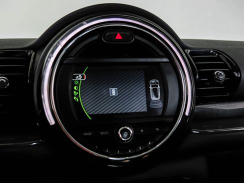 Used 2017 MINI Cooper Clubman ALL4 image 21