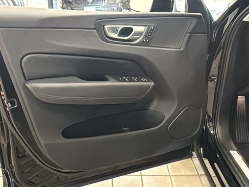 Used 2024 Volvo XC60 B5 Core w/ Climate Package AWD/4WD image 21