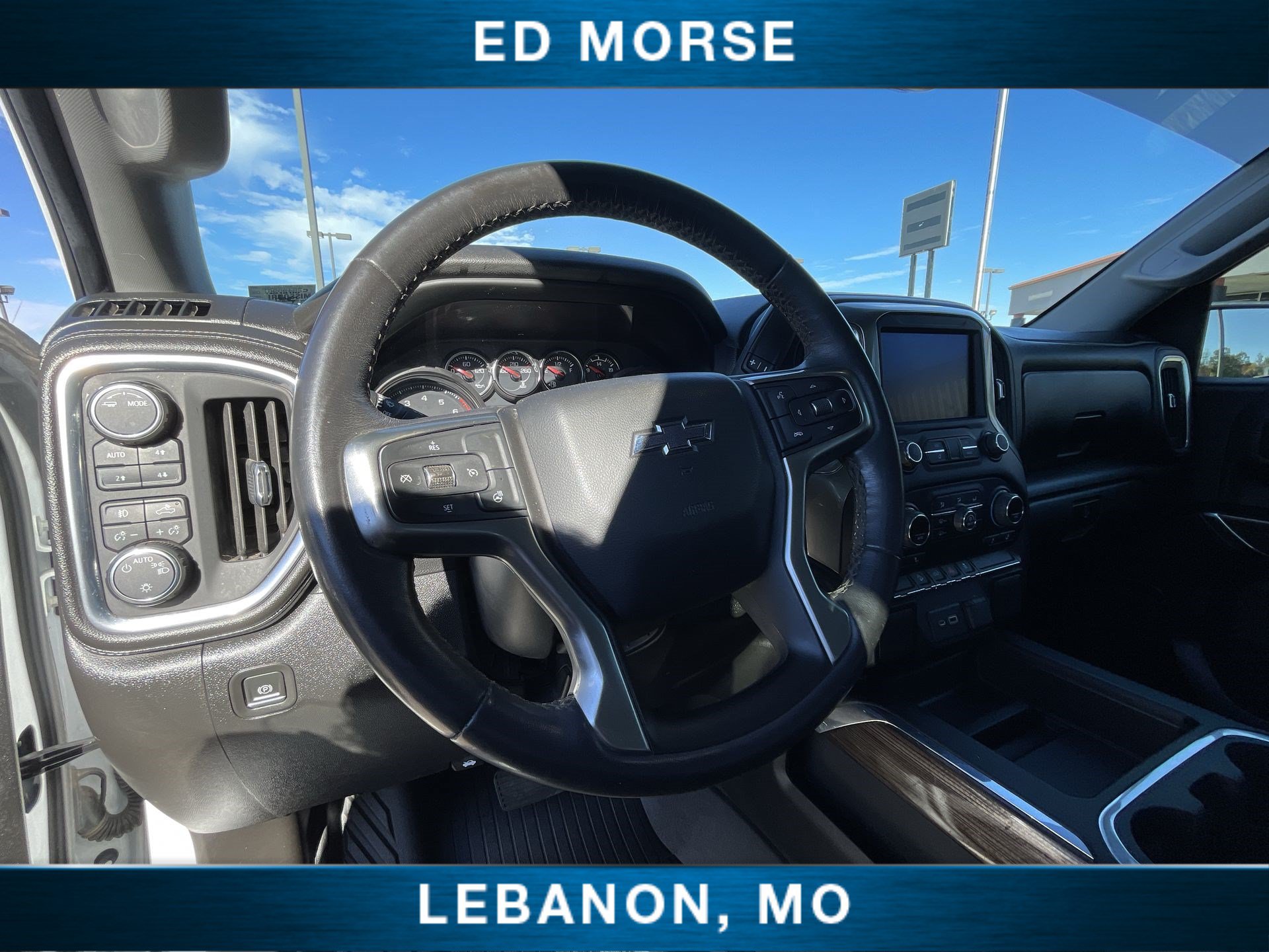 Certified 2021 Chevrolet Silverado 1500 LT Trail Boss AWD/4WD image 10