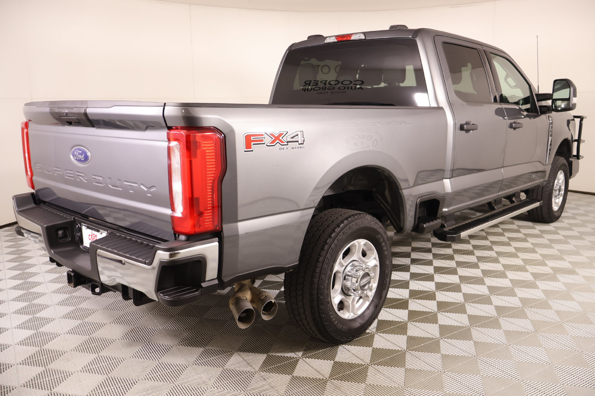 Used 2025 Ford F350 XLT w/ FX4 Off-Road Package AWD/4WD image 19