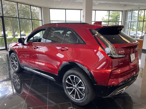 Certified 2024 Cadillac XT4 Sport AWD/4WD image 4