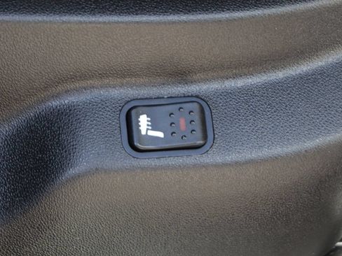 Used 2022 RAM ProMaster City Tradesman FWD image 34