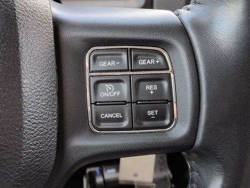 Used 2018 RAM 1500 Big Horn AWD/4WD image 25