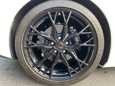 Used 2025 Chevrolet Corvette Stingray Coupe w/ 1LT image 38