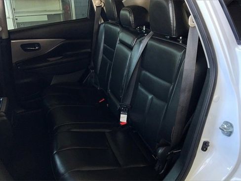 Used 2023 Nissan Murano SV image 25