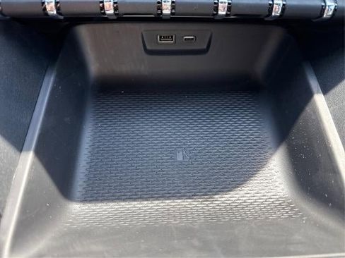 New 2026 GMC Terrain Elevation image 18