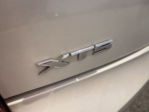 Used 2014 Cadillac XTS Luxury w/ Driver Awareness Package image 4