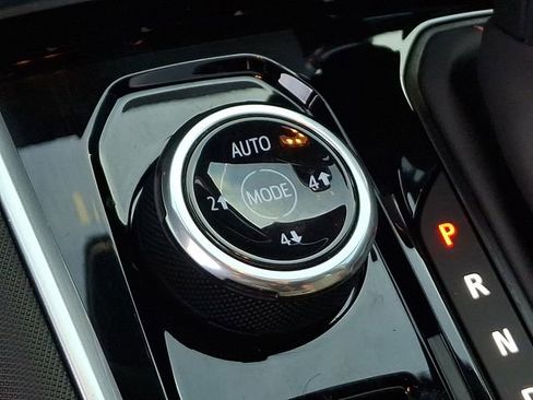 Used 2025 Chevrolet Colorado Z71 w/ Z71 Convenience Package 2 image 29