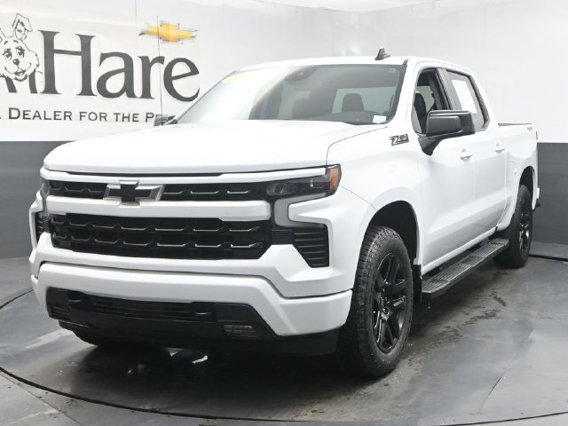 Used 2024 Chevrolet Silverado 1500 RST AWD/4WD image 7