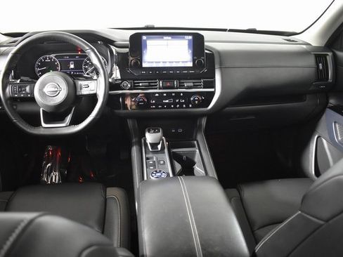 Certified 2024 Nissan Pathfinder SL image 26