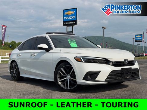 Used 2023 Honda Civic Touring image 1