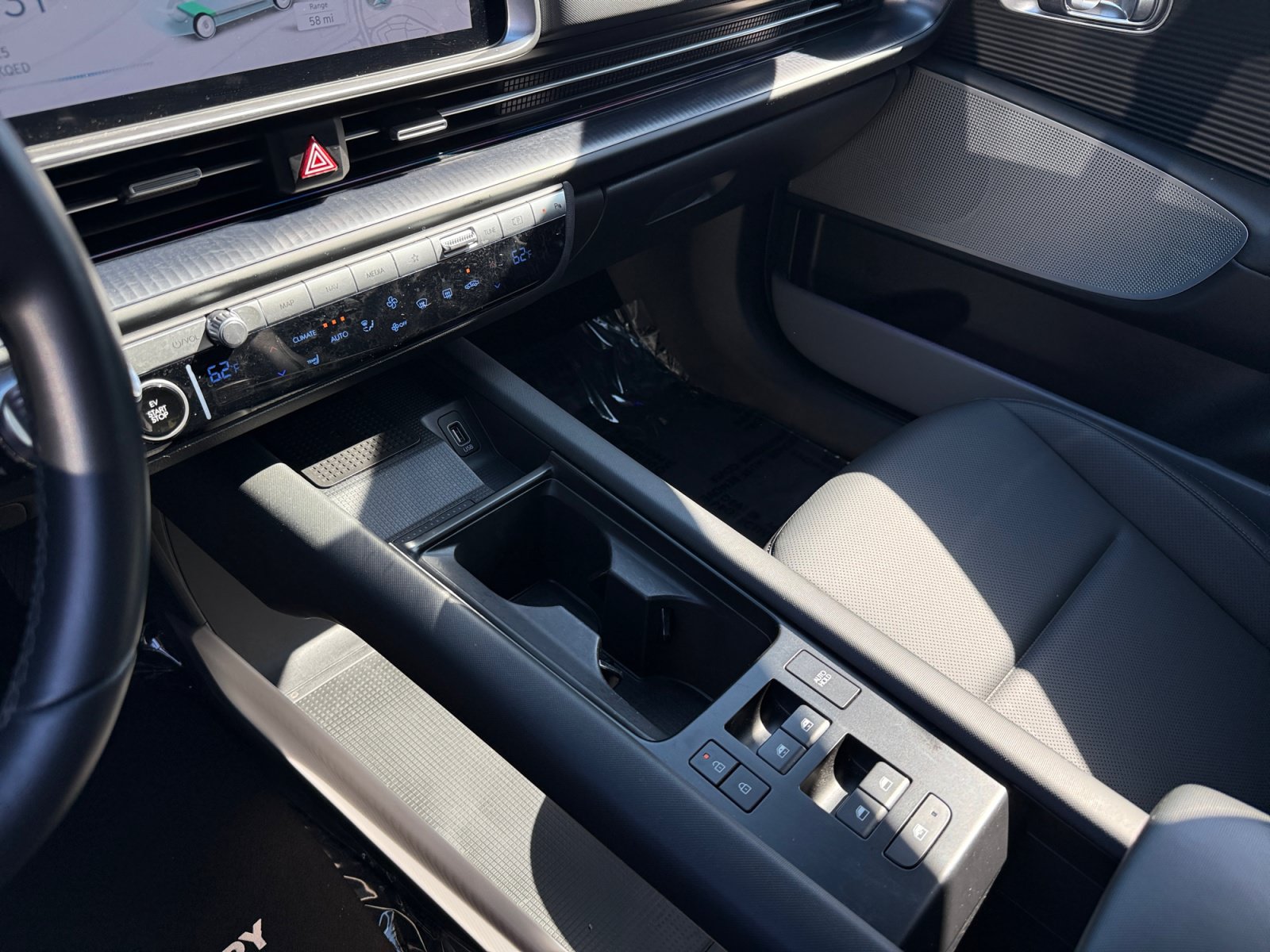 Used 2025 Hyundai Ioniq 6 SEL RWD image 13