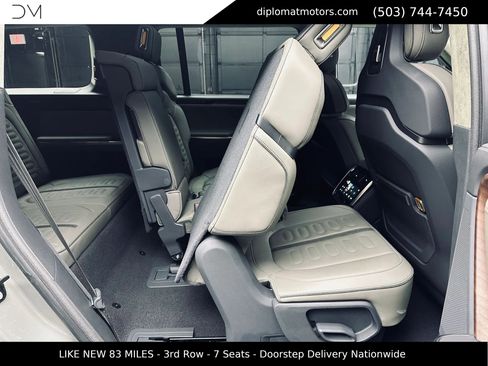 Used 2022 Rivian R1S Launch Edition AWD/4WD image 21