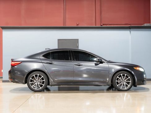 Used 2015 Acura TLX V6 SH-AWD w/ Technology Pkg image 4