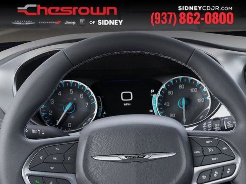 New 2026 Chrysler Pacifica Select image 17