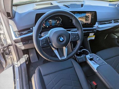 Used 2026 BMW X1 xDrive28i w/ Technology Package AWD/4WD image 3
