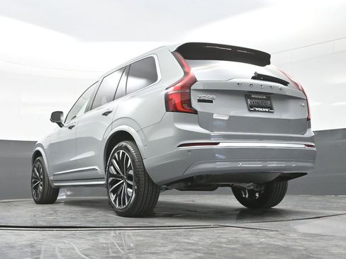 New 2026 Volvo XC90 T8 Ultra w/ Protection Package Premier AWD/4WD image 12