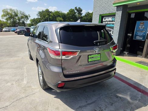 Used 2014 Toyota Highlander Limited Platinum AWD/4WD image 10