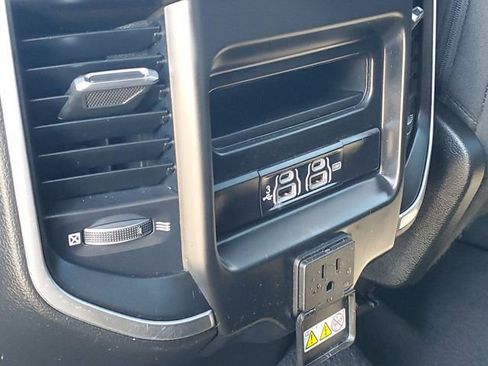 Used 2019 RAM 1500 Big Horn image 30