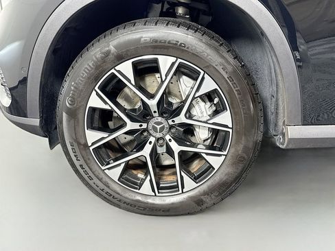 Used 2025 Mercedes-Benz GLC 350e 4MATIC image 40