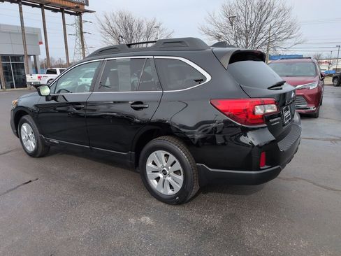 Used 2016 Subaru Outback 2.5i Premium w/ Popular Package #1 image 3