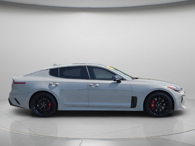 Used 2023 Kia Stinger GT2 RWD image 9