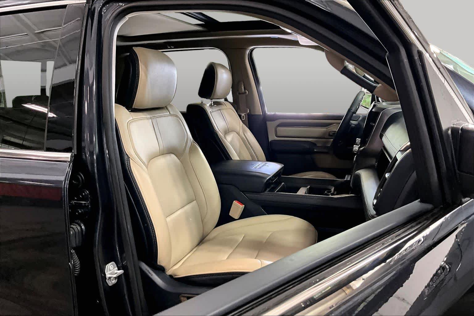 Used 2019 RAM 1500 Limited AWD/4WD image 8