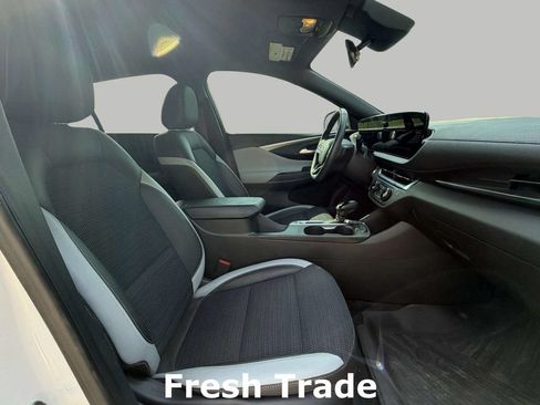 Used 2024 Buick Envista Preferred w/ Convenience I Package FWD image 9