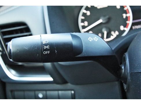 Used 2023 Nissan Rogue SV image 17