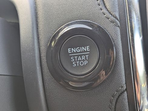 Used 2025 Ford Expedition Tremor AWD/4WD image 24