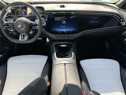New 2026 Mercedes-Benz E 53 AMG e 4MATIC Sedan image 11