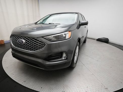 Used 2024 Ford Edge SEL w/ Convenience Package AWD/4WD image 12