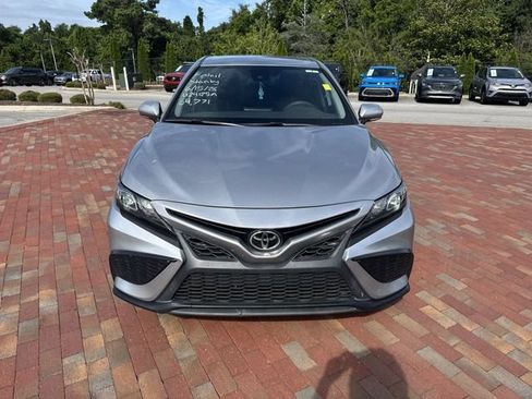 Used 2022 Toyota Camry SE FWD image 25