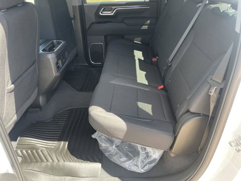 Used 2025 Chevrolet Silverado 2500 LT w/ Convenience Package AWD/4WD image 24