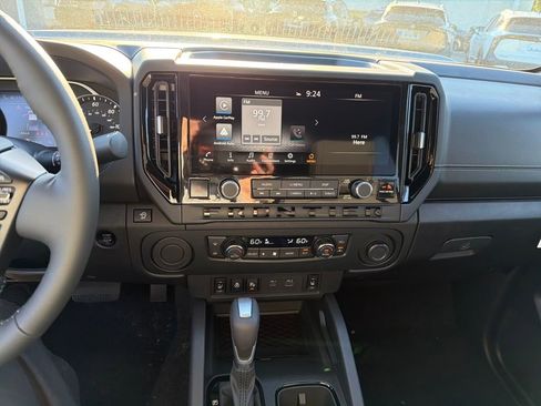 New 2026 Nissan Frontier SV w/ SV Convenience Package image 17