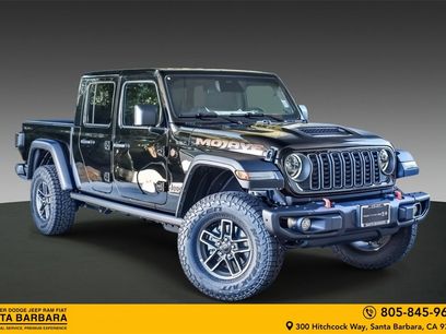 New 2026 Jeep Gladiator Mojave w/ Steel Bumper Group