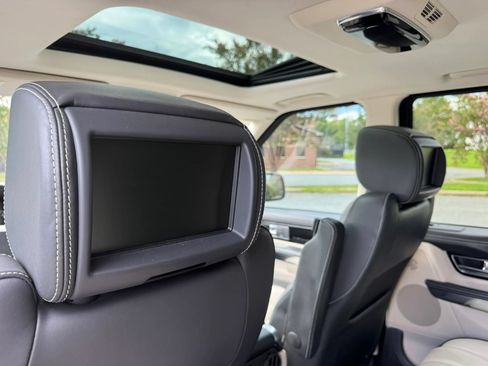 Used 2012 Land Rover Range Rover Sport Autobiography AWD/4WD image 14