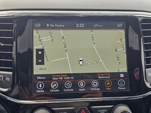Used 2020 Jeep Grand Cherokee Altitude AWD/4WD image 15