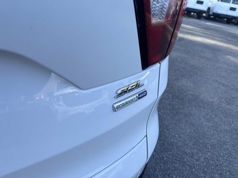 Used 2019 Ford Escape SEL image 8