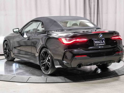Used 2022 BMW 430i Convertible w/ M Sport Package RWD image 2